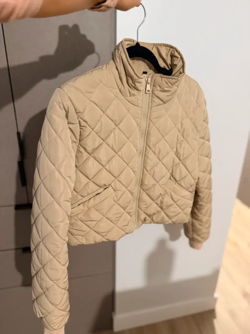 Chaqueta acolchada beige para mujer - 3