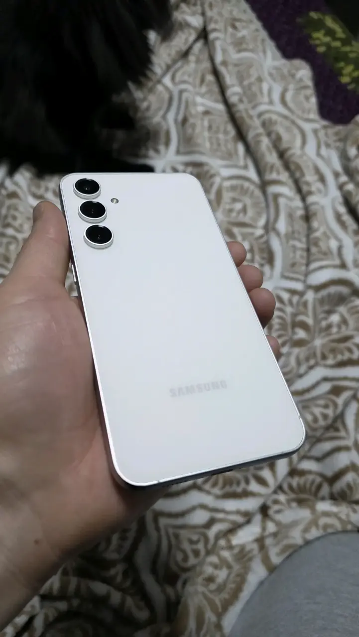 Samsung Galaxy S23FE - 6