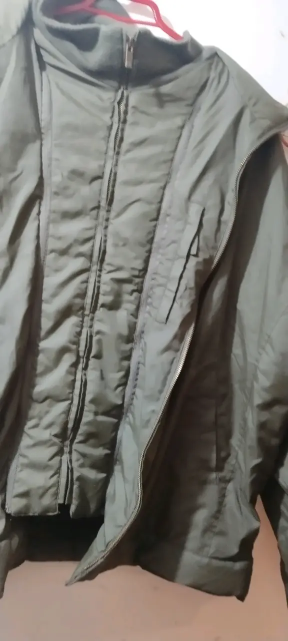Chaqueta verde oliva con cierre para hombre - 1