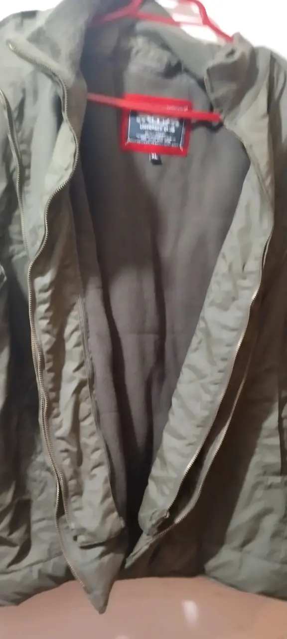 Chaqueta verde oliva con cierre para hombre - 2