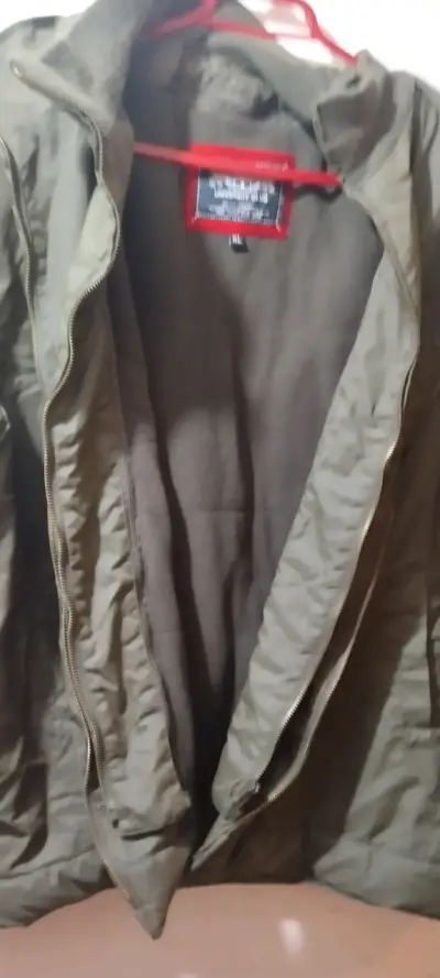 Chaqueta verde oliva con cierre para hombre - miniatura 2