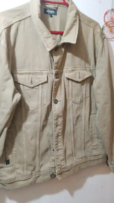 Chaqueta de mezclilla beige para hombre - miniatura 2