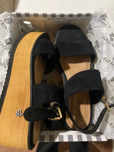 Sandalias de Plataforma Negras Gotta - miniatura 1