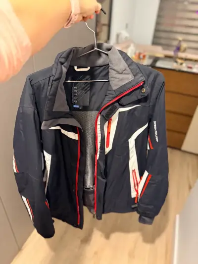 Chaqueta de esquí negra con detalles rojos y blancos - miniatura 4