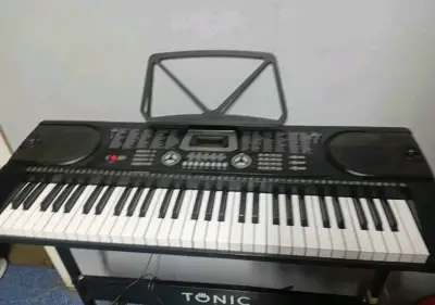 Teclado Electrónico Tonic Ton-600 con Soporte - miniatura 2