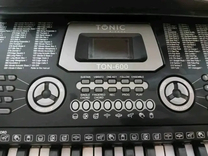 Teclado Electrónico Tonic Ton-600 con Soporte - 4