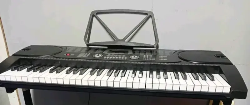 Teclado Electrónico Tonic Ton-600 con Soporte - 5