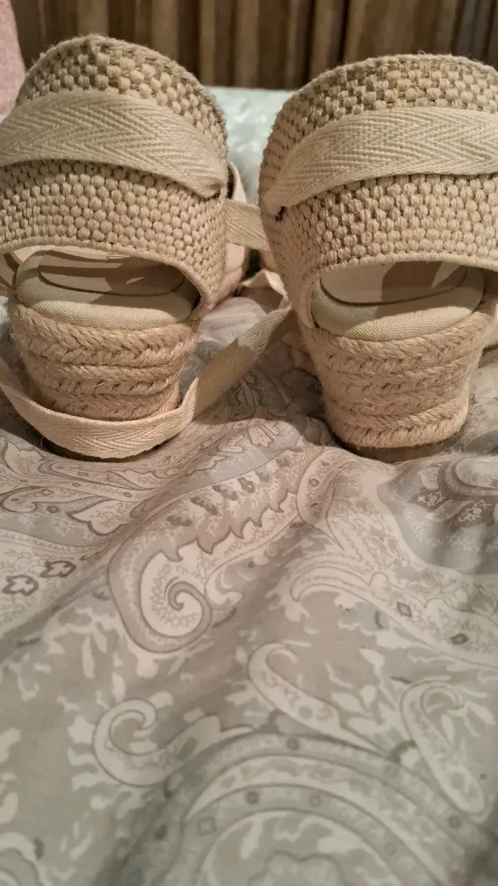 Alpargatas beige con plataforma Tonvis - 4