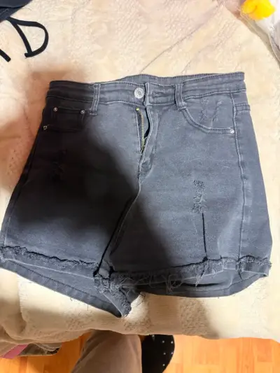 Jeans, falda y shorts - miniatura 4