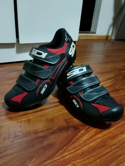 Zapatillas de Ciclismo Sidi Negras y Rojas - miniatura 3