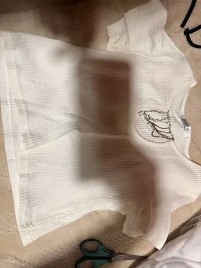 Poleras semi nuevas todo barato - miniatura 3