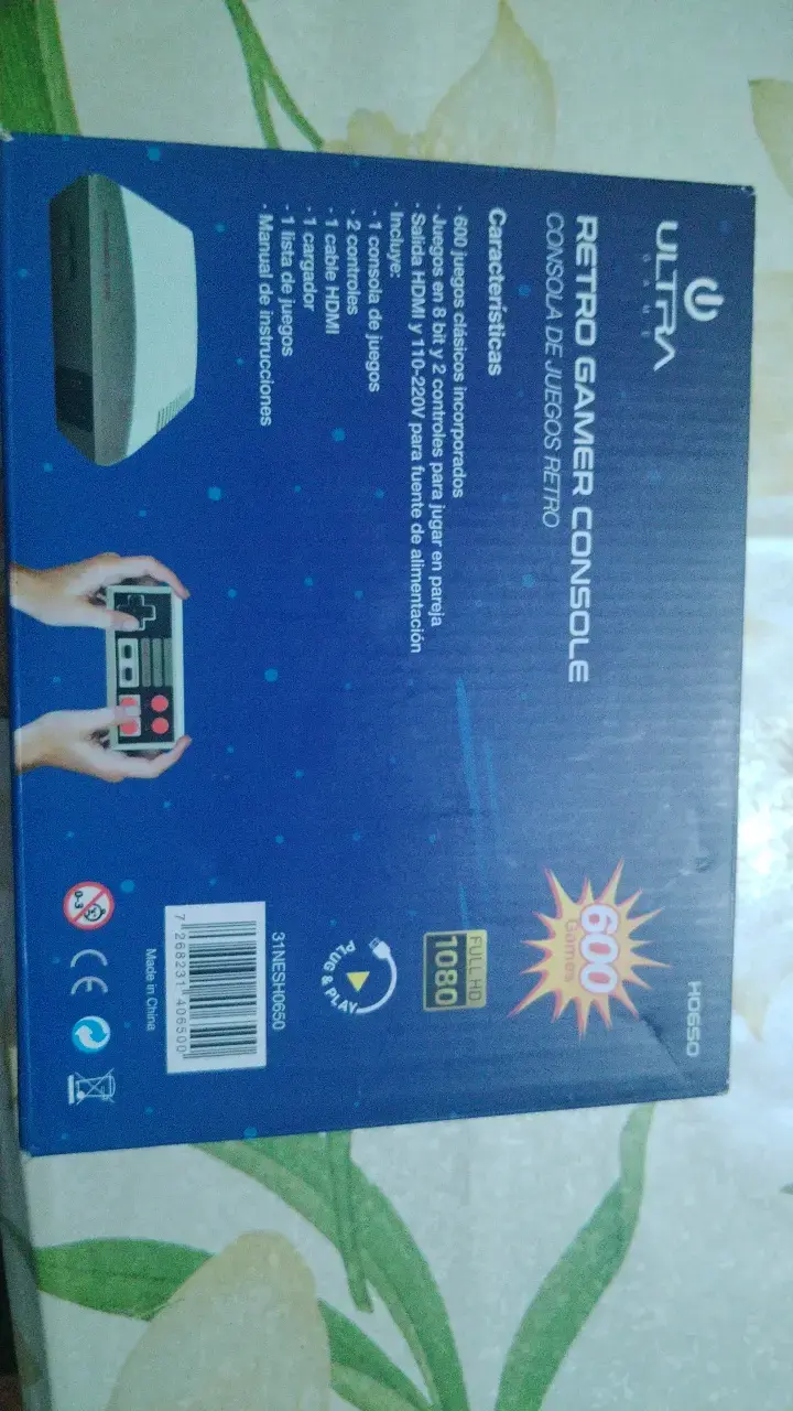Consola Retro Gamer Ultra con 600 Juegos - 2