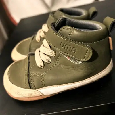 Zapatos  marca Uma talla 4 - miniatura 1