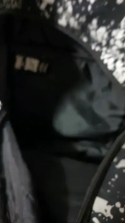 Mochila Everlast negra con diseño moderno - miniatura 3