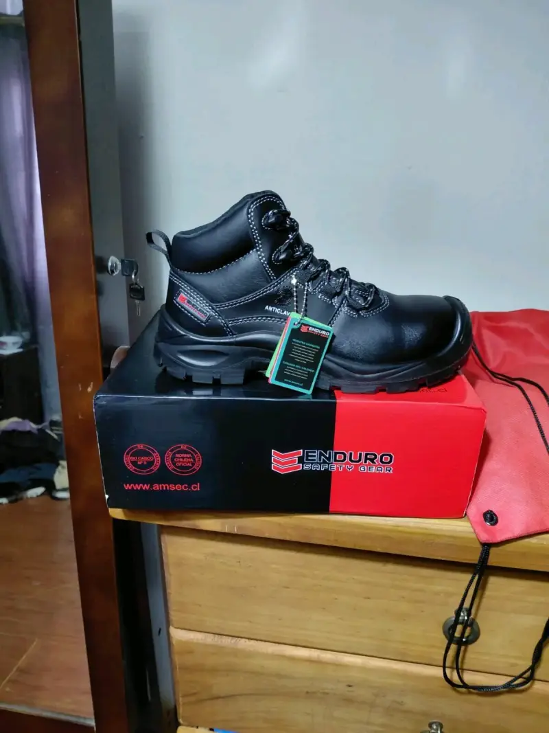 Botas de seguridad Enduro negras con punta de acero