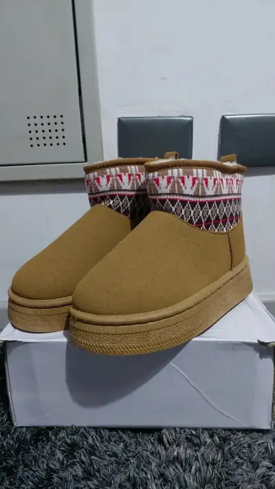 Botines de invierno con diseño étnico - miniatura 1