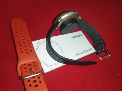 Reloj inteligente Amazfit Active 2 con correas - miniatura 2