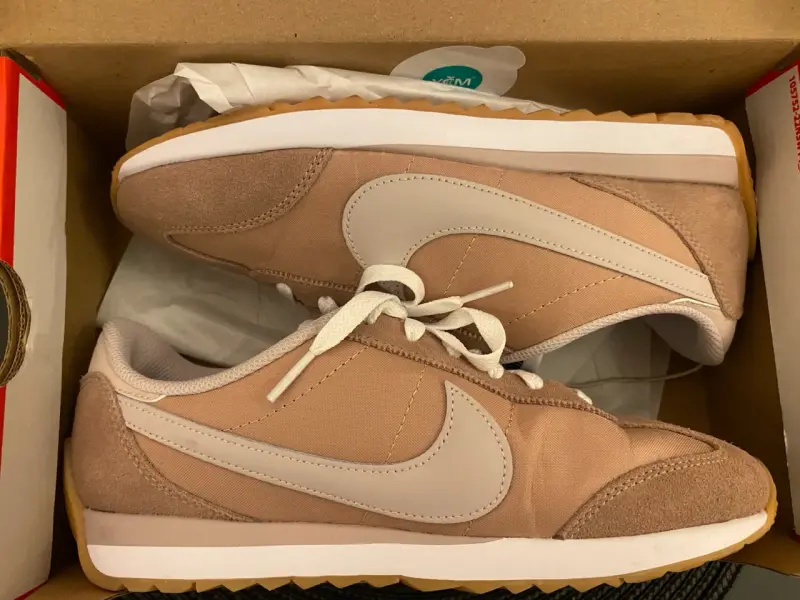 Zapatillas Nike rosadas para mujer - 4