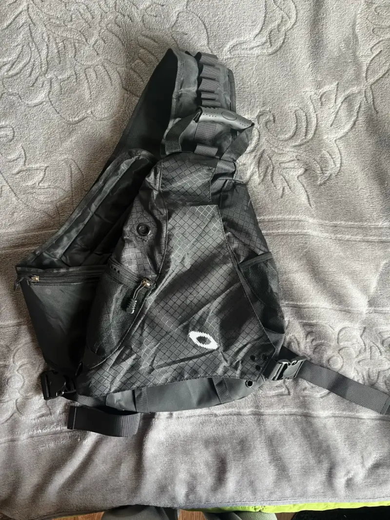 Sling Bag Oakley - 2