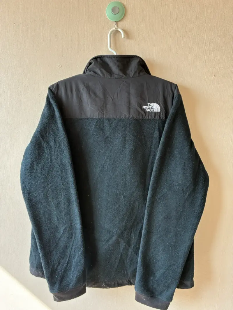 ♻️Chaqueta polar negra The North Face para mujer - 2
