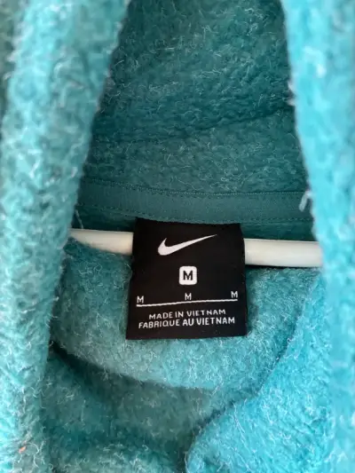♻️Polerón Nike turquesa con capucha - miniatura 2