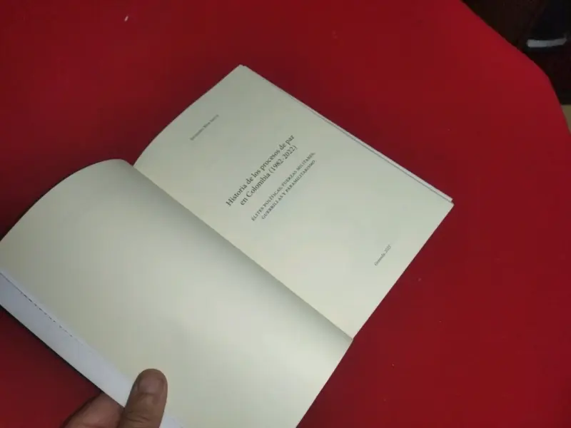 Libro Historia de los Procesos de Paz en Colombia - 3