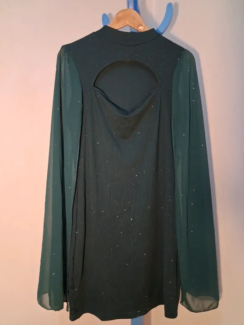 Vestido verde con brillo y mangas largas - 2