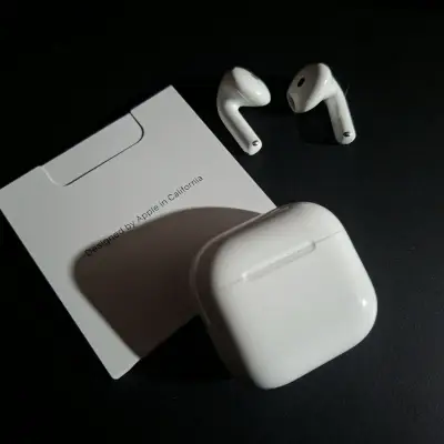 Audífono Apple AirPods 4 con ANC originales - miniatura 1