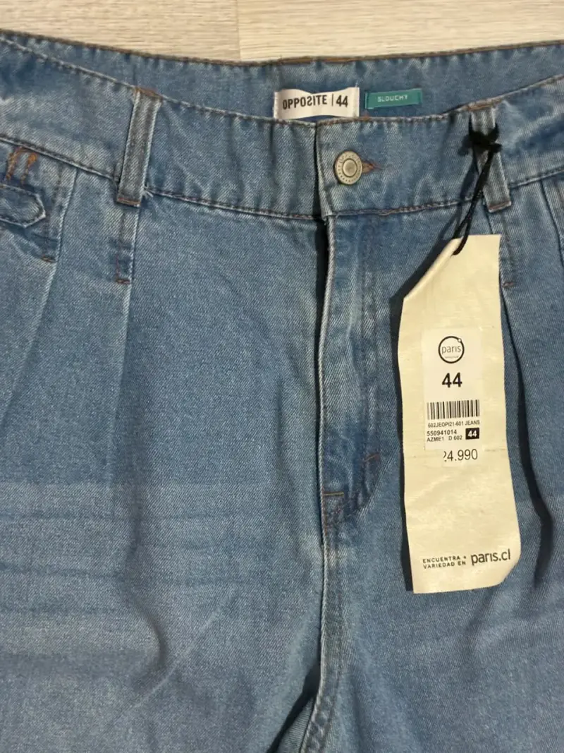 Jeans Slouchy Azul con Detalles Desgastados - 3