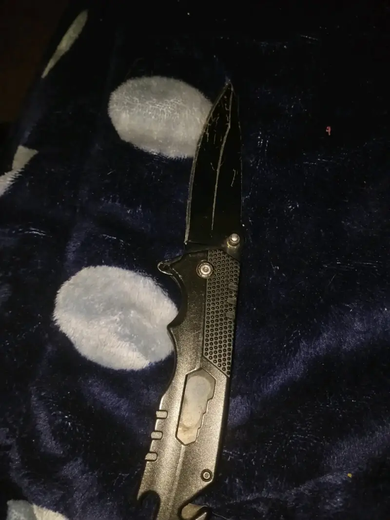 Cuchillo plegable táctico con cortador de cinturón - 5