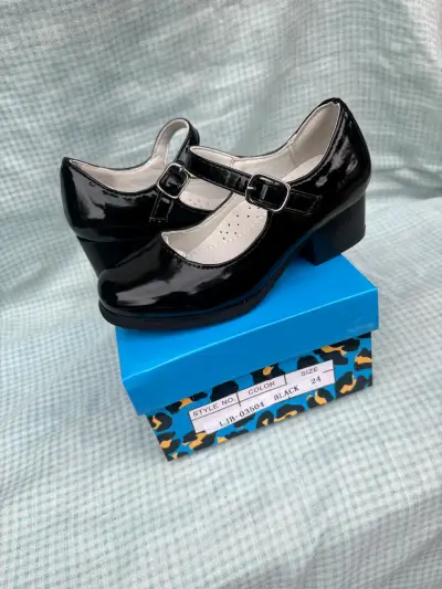Zapatos para huasitas - miniatura 1
