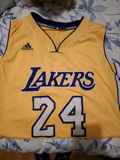 Camiseta NBA Lakers Kobe Bryant Amarilla Talla L - miniatura 1