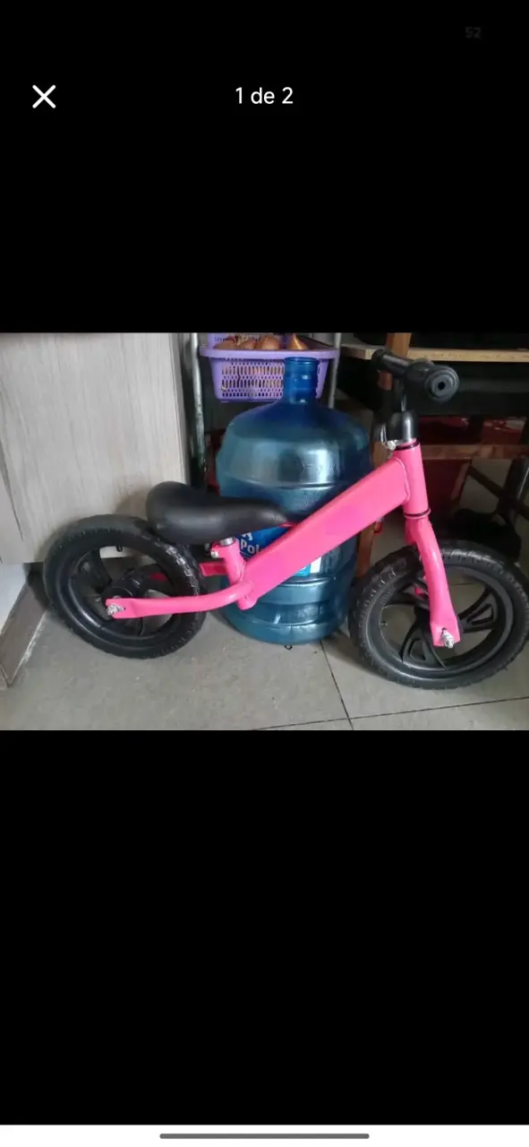 Bicicleta de equilibrio para niños color rosa