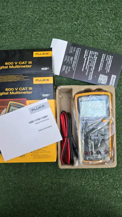 Multímetro Digital Fluke 15B+ CAT III 600V - miniatura 2