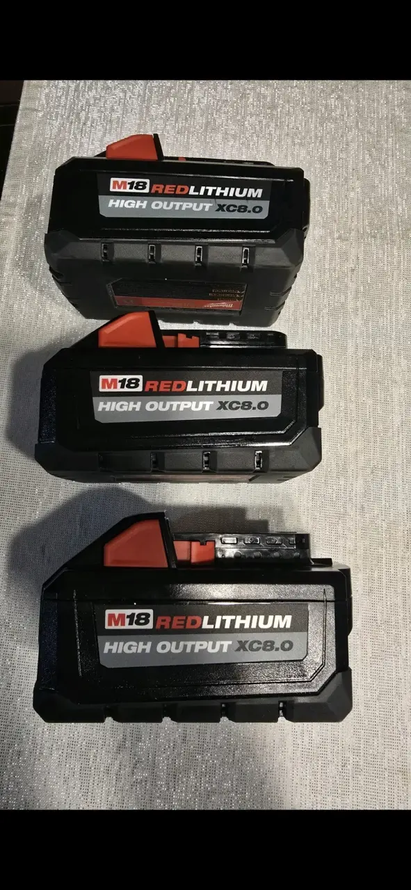 Batería Milwaukee M18 XC 8.0Ah de Alta Capacidad - 4