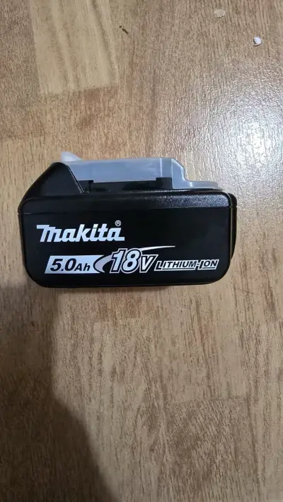 Batería Makita 18V 5.0Ah Li-Ion para herramientas - miniatura 1