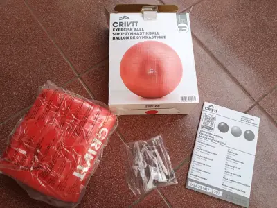 Pelota de ejercicio Crivit 65cm roja - miniatura 2