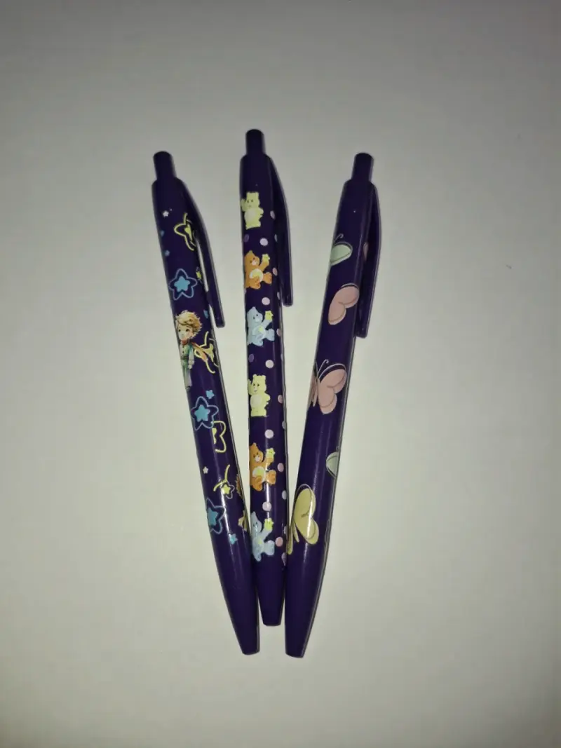 Lápices pasta con diseños animados. - 2