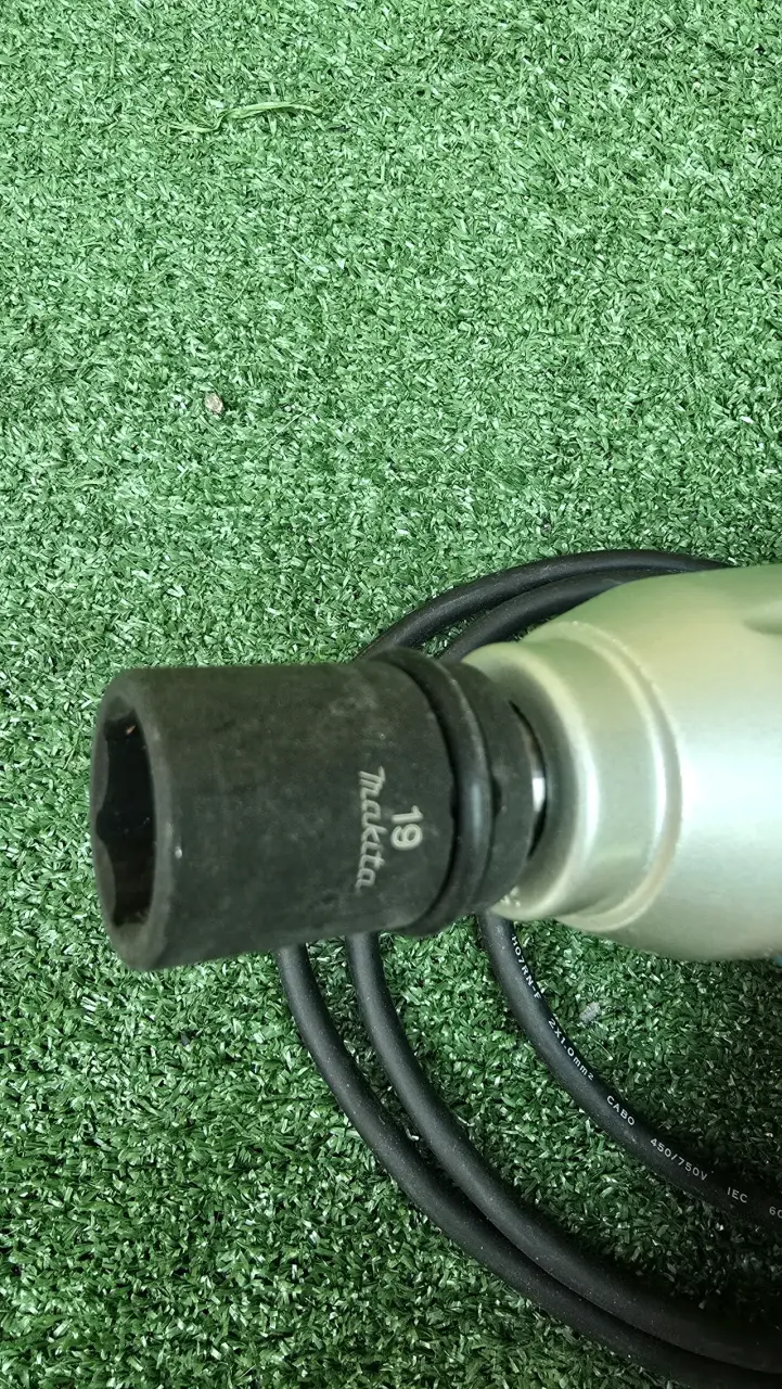 Llave de impacto Makita 6953 eléctrica - 1