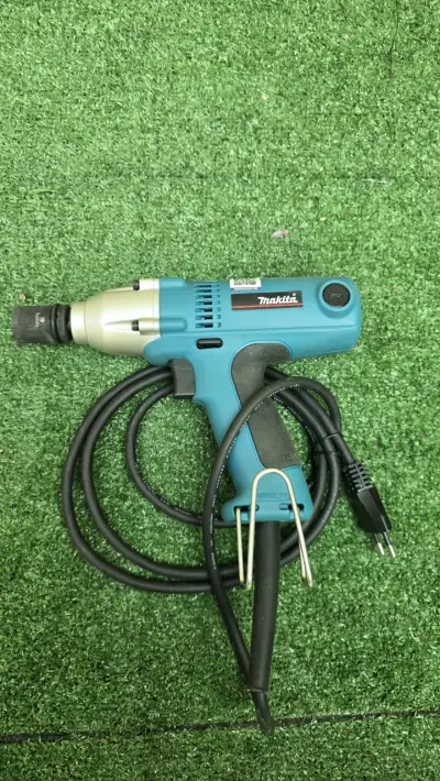 Llave de impacto Makita 6953 eléctrica - miniatura 2