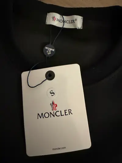 Polerón negro Moncler talla S - miniatura 1
