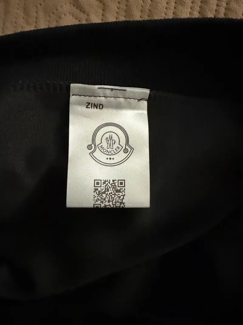 Polerón negro Moncler talla S - 4