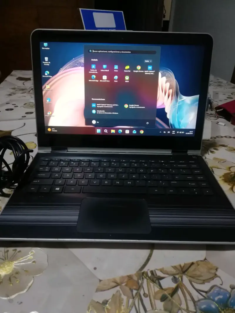 Notebook HP x360 pantalla touch - 2
