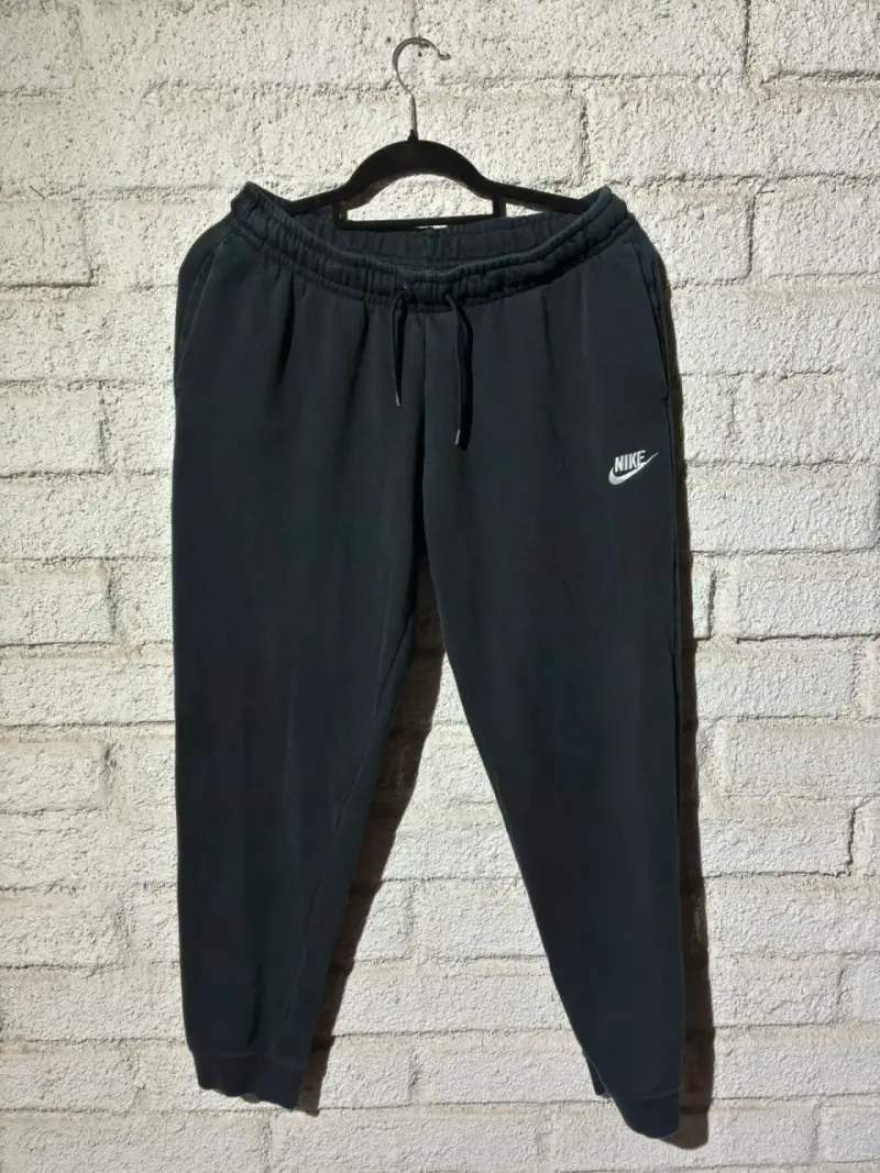 Pantalones deportivos Nike negros para hombre - 1
