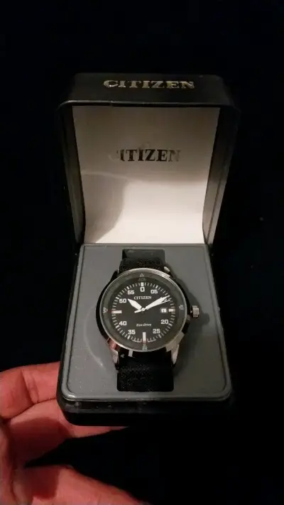 Reloj Citizen Eco-Drive Negro en Caja - miniatura 1