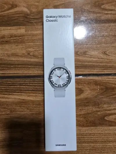 Samsung Galaxy Watch6 Classic con GPS y Wi-Fi - miniatura 2