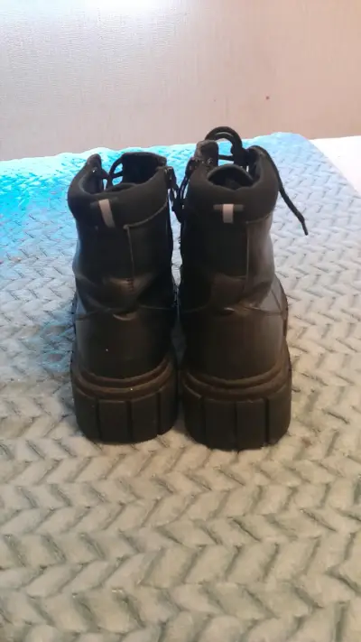 Botines negros - miniatura 3