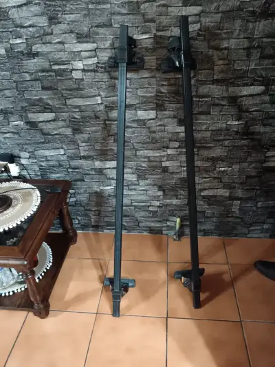 Barras portaequipaje para auto ajustables - miniatura 2
