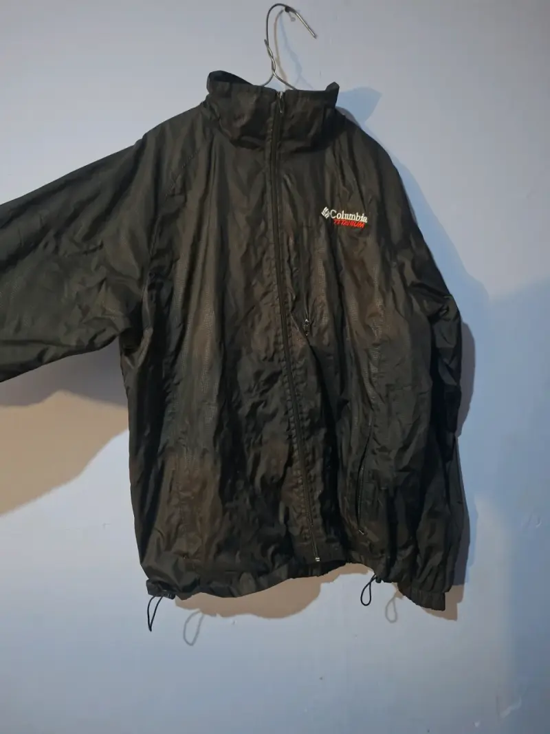 Cortavientos Columbia negra para hombre - 2