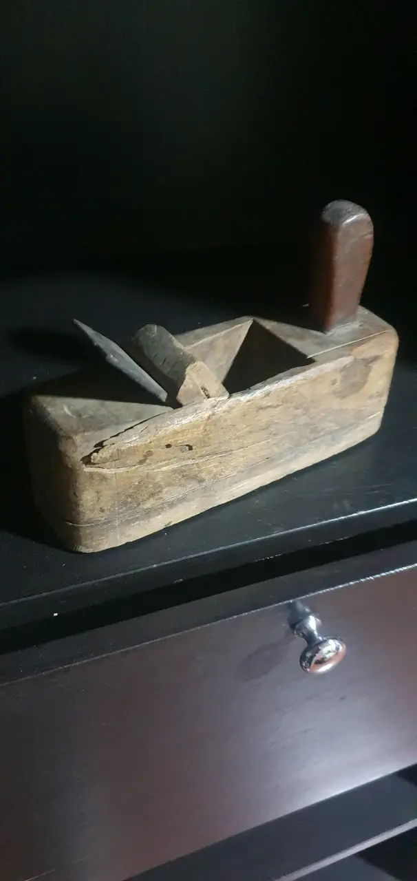 Cepillo de carpintero antiguo de madera - 3